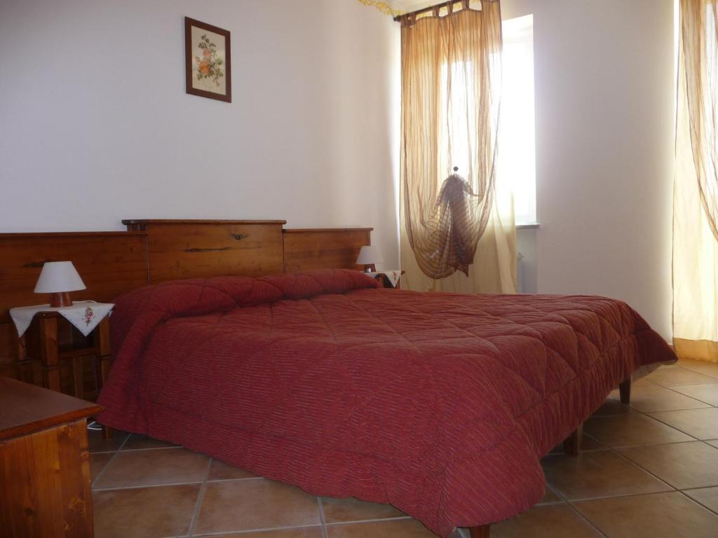 Agriturismo Cascina Vrona Villa Monteu Roero Exterior foto